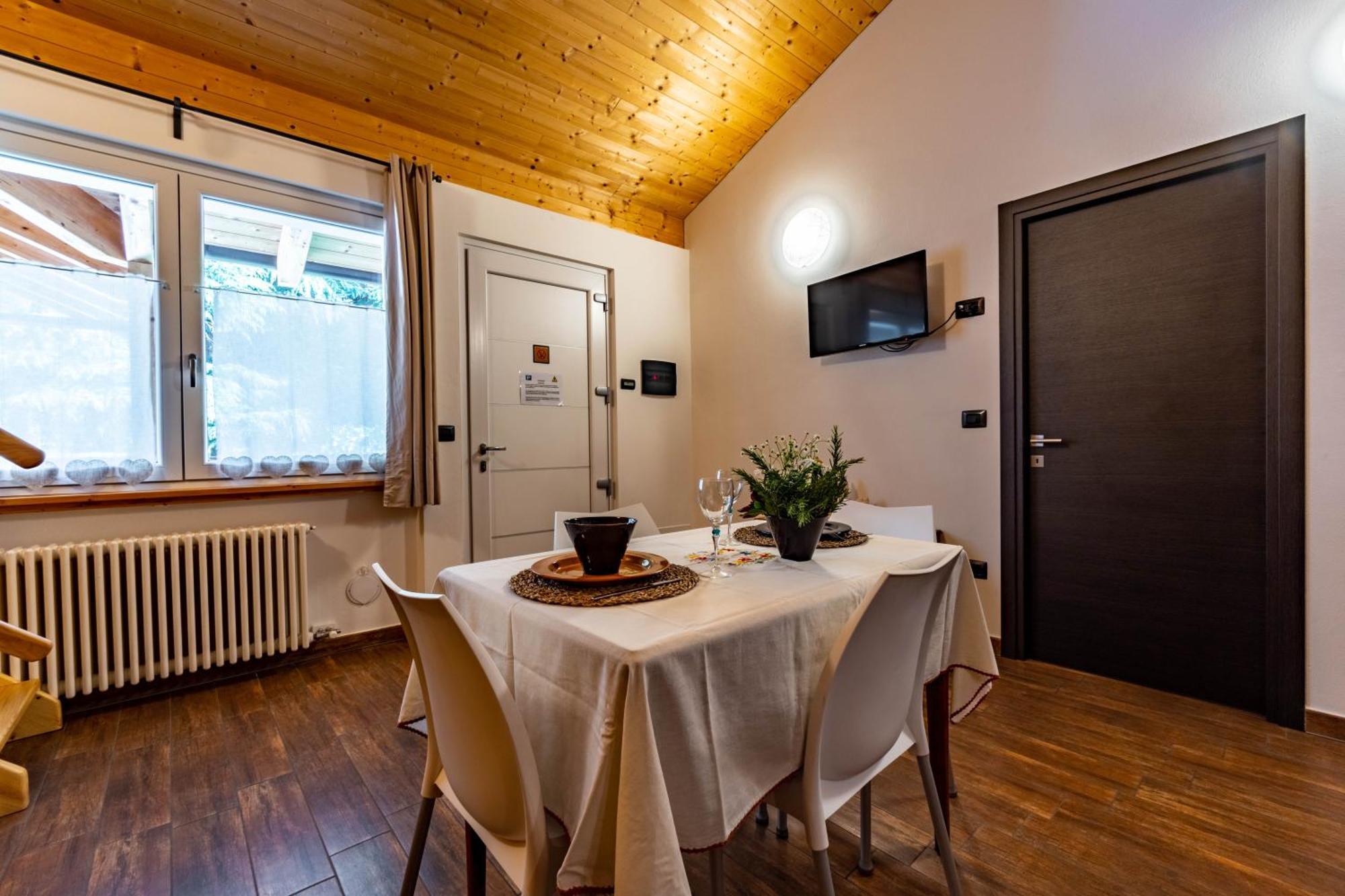 Case Appartamenti Vacanze Da Cien Saint-Christophe ภายนอก รูปภาพ